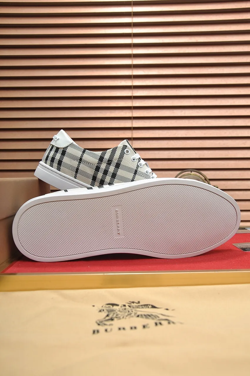 Men's shoes💰480💶[Burberry] (cowhide lining) classic low-top sneakers｜Imported cowhide with classic plaid fabric｜Cow leather lining｜Original outsole｜Fine workmanship and comfortable to wear Size: 38-44 (customized at 45)